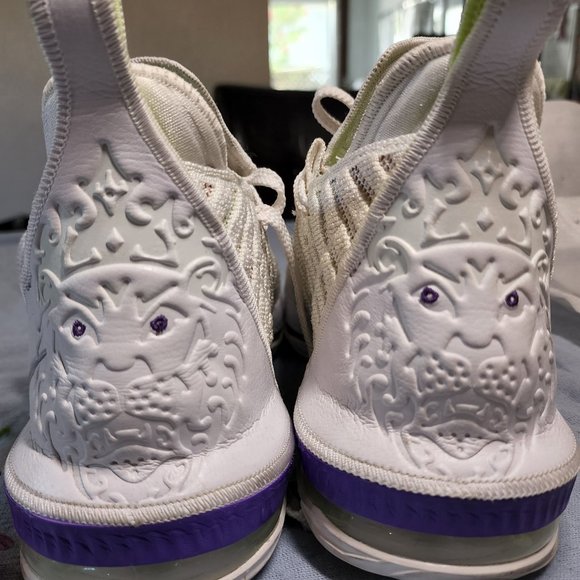 Nike Lebron 16 - Feb.2019 ‘Buzz Lightyear’ edition Size US10
